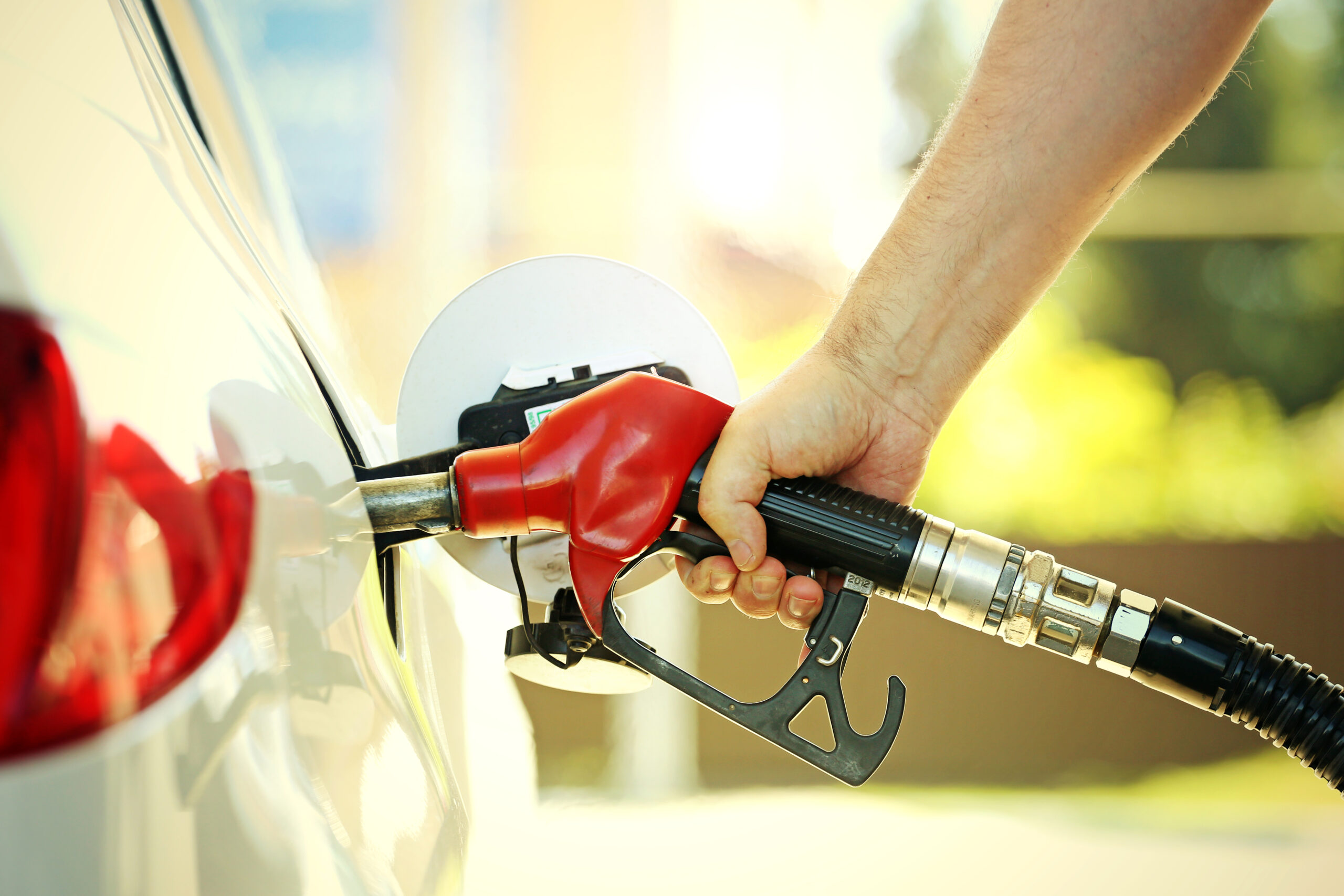 Explozia costurilor la transportul petrolului: de ce cresc prețurile la benzină și motorină în România