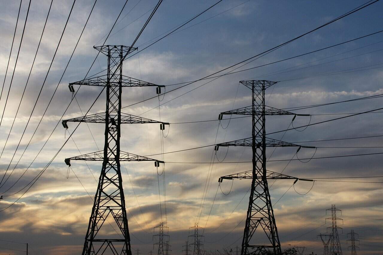 Analiză: Programul de guvernare în domeniul energetic are măsuri care depășesc durata mandatului