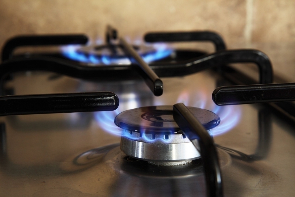 Avertisment de la Transgaz: Riscul lipsei de gaz în caz de iarnă geroasă din cauza stocurilor reduse