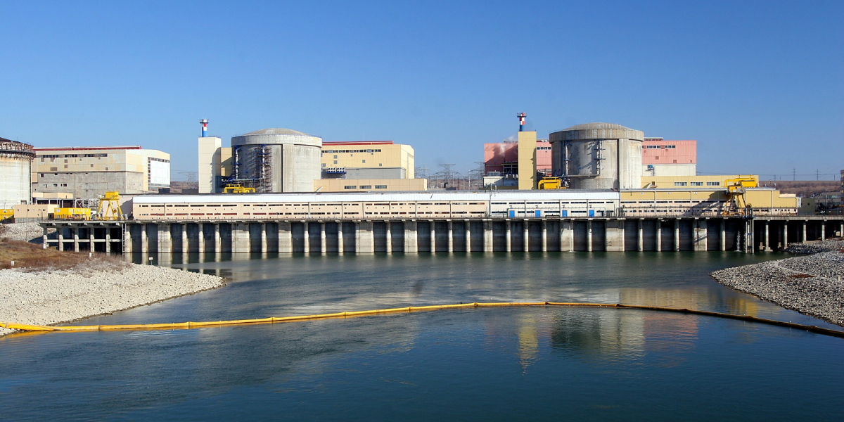 Starea de alertă la centrala nucleară de la Cernavodă este prelungită cu o lună din cauza secetei