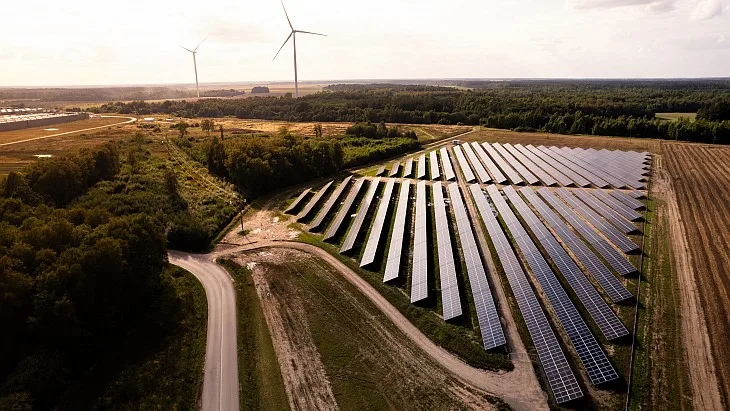 Modernizarea parcurilor fotovoltaice prin repowering: avantajele și provocările tehnice ale infrastructurii existente