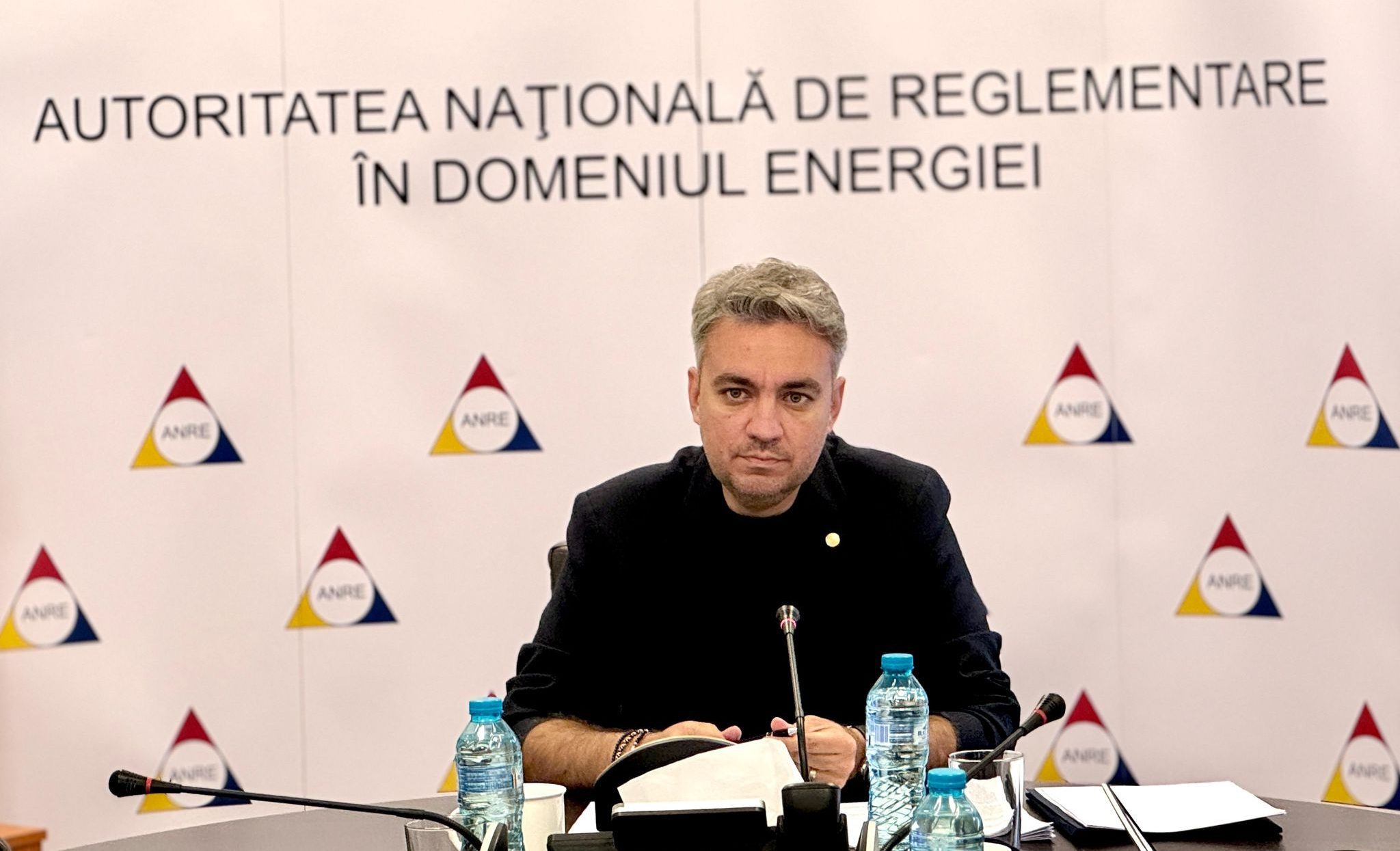 Dezbateră ANRE despre noile reguli pentru prosumatori: peste 400 de participanți la consultare