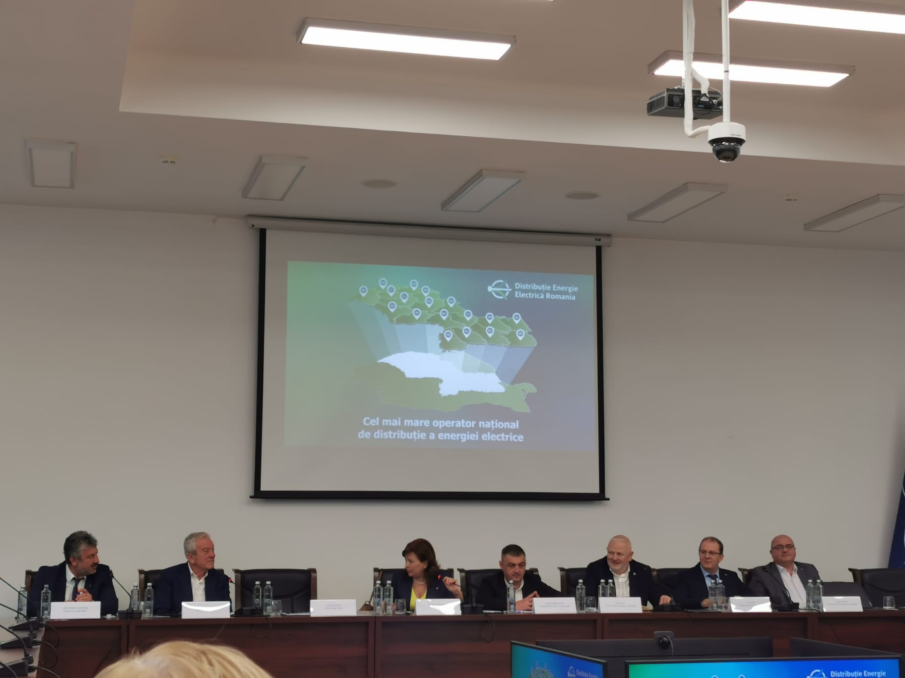 DEER și autoritățile din Buzău discută coordonarea investițiilor în infrastructura de distribuție a energiei