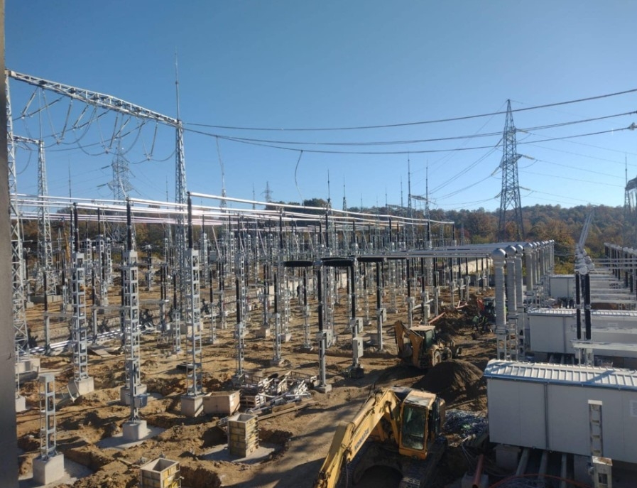 Transelectrica poate limita consumul și exporturile de energie în cazul unei crize electrice