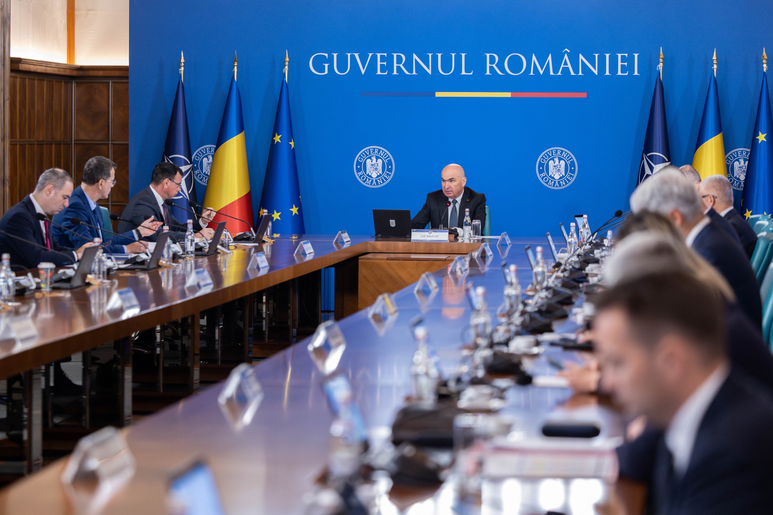 Măsuri de siguranță pe piața energiei electrice prelungite de guvernul interimar