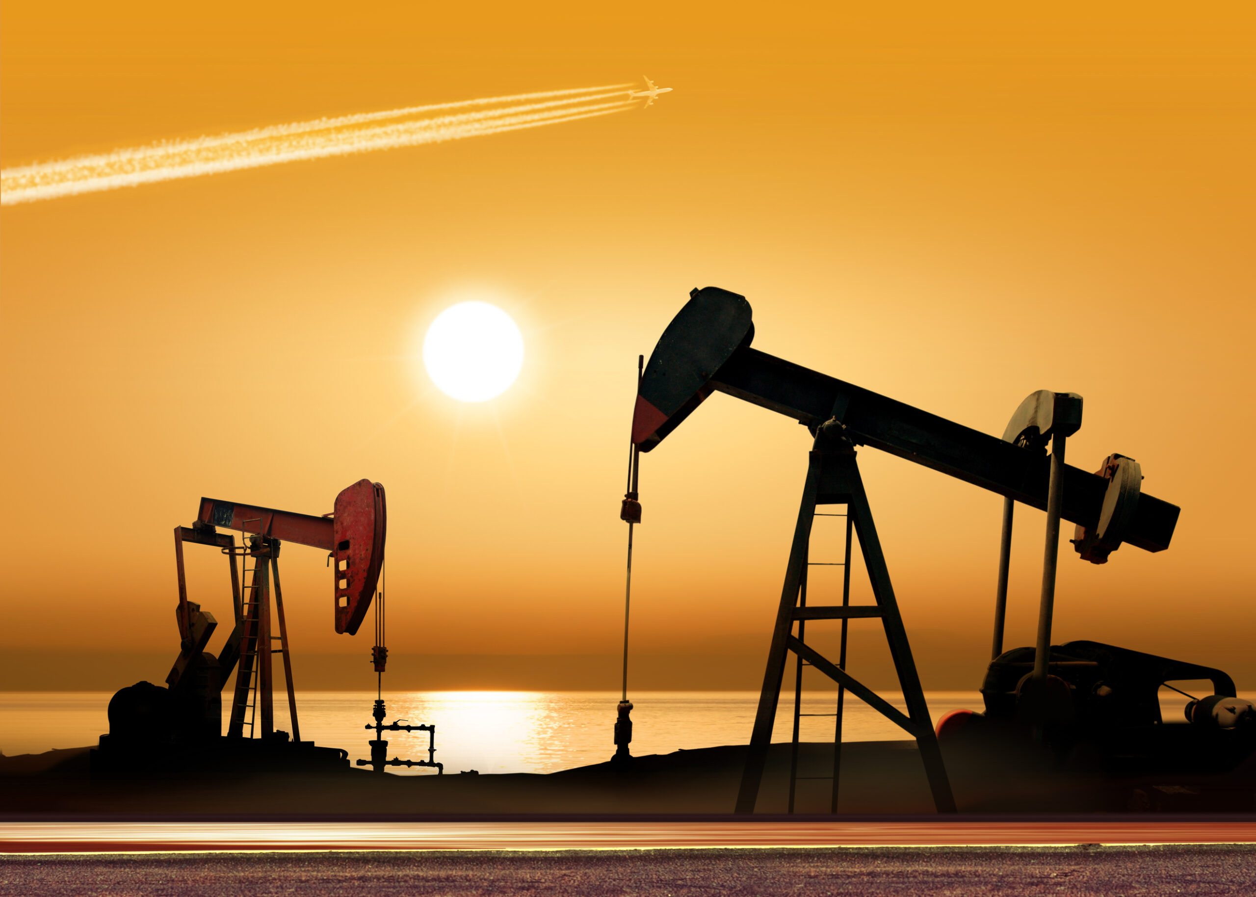 OPEC+ menține nivelurile de producție: prețurile carburanților în România rămân peste pragul de 10 lei