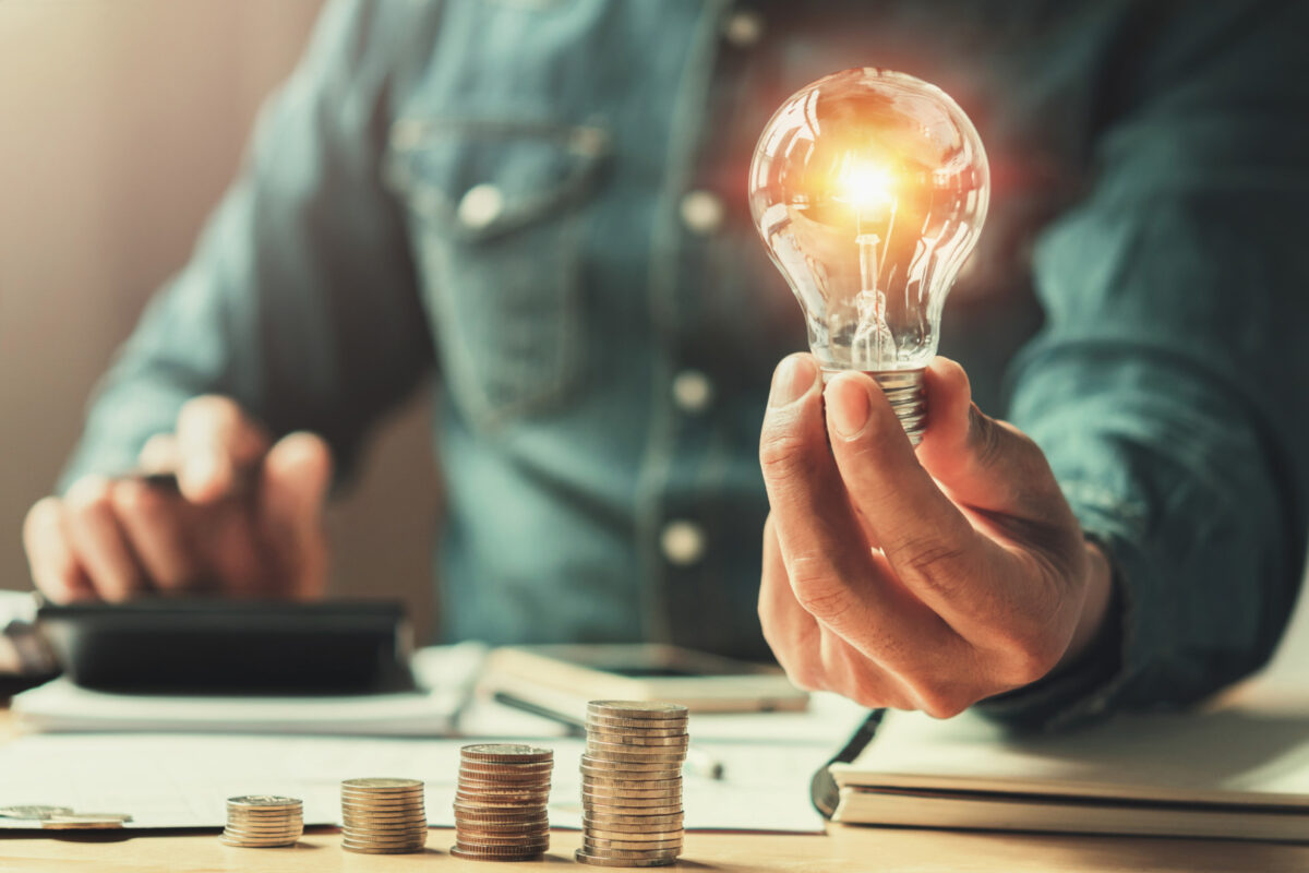 Proiectele energetice pot depăși bugetele inițiale cu până la 20%, avertizează Forvis Mazars